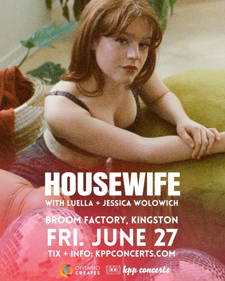 HOUSEWIFE