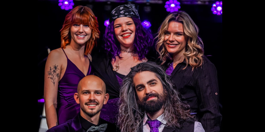 20th Anniversary Festival Hog Roast: The Indigos